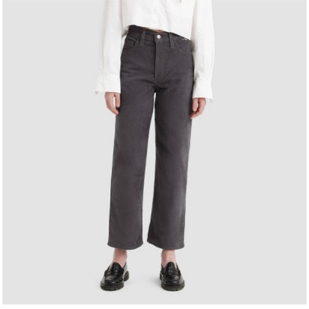 NWT Levi's Women's Ultra-High Rise Ribcage Straight Jeans Size 31 x 27